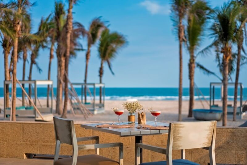As part of The Level Villas experience, guests indulge breakfast overlooking the beach at Breeza Beach Club, Vietnam’s first Spanish beach club with a distinct Mediterranean vibe. 