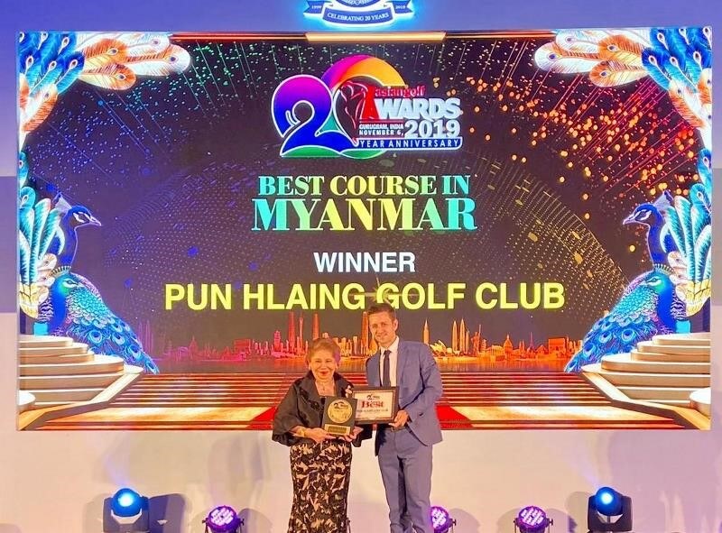 Pun Hlaing Golf Club professional Stephen Chick accepts the award at the Asia Pacific Golf Awards in New Delhi on Nov. 6, 2019.