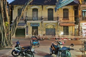Laval Exhibits Magical Images of Hanoi and Hue