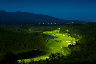 Ba Na Hills Golf Club Lights Up Central Vietnam