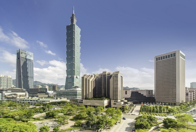 Grand Hyatt Taipei is located adjacent to Taipei 101 shopping mall