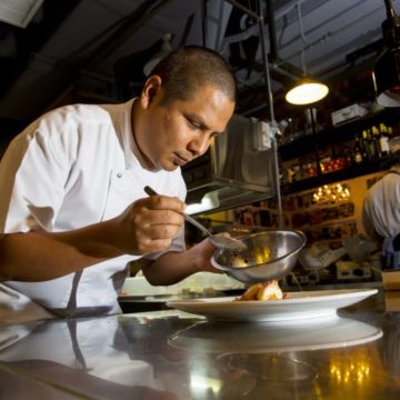 Metropole Hanoi Hosts Peruvian Chef Daniel Chavez at Les Arômes Festival 2017