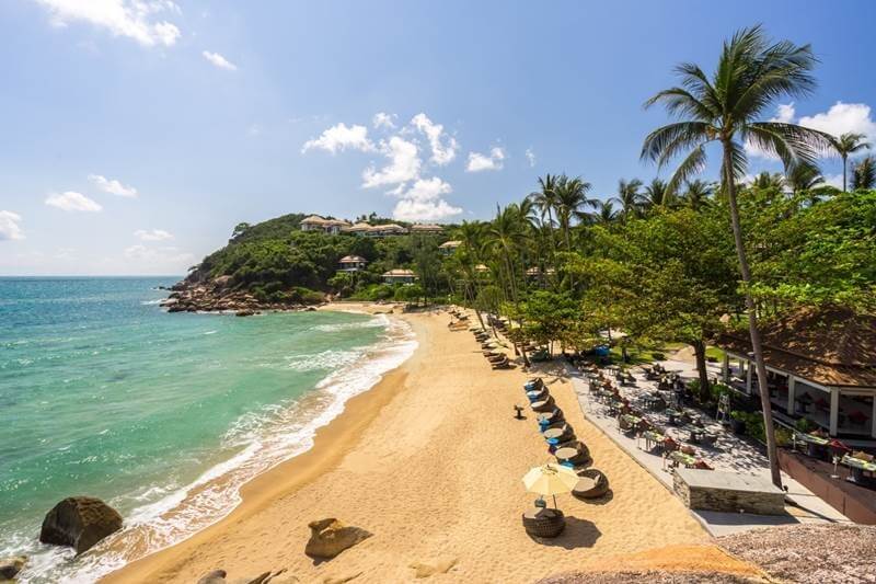 Sands Restaurant overlooks a spectacular secluded cove flanked by coral reefs.