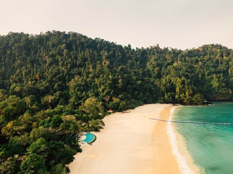 Awei Pila is the sole resort on an island in the Mergui Archipelago.