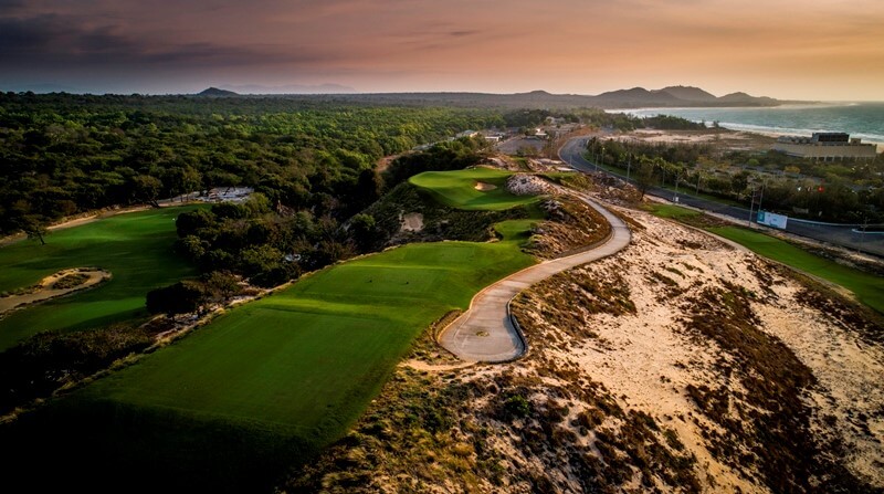 Lucky winners of the competition can enjoy unlimited golf for three days at The Bluffs Ho Tram