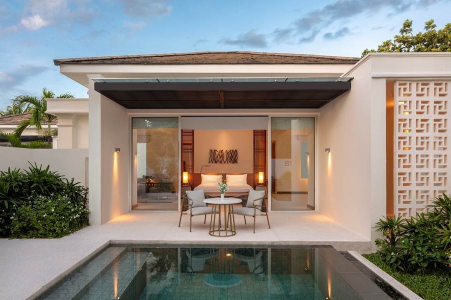 Ten units boast either plunge pools or larger private pools.