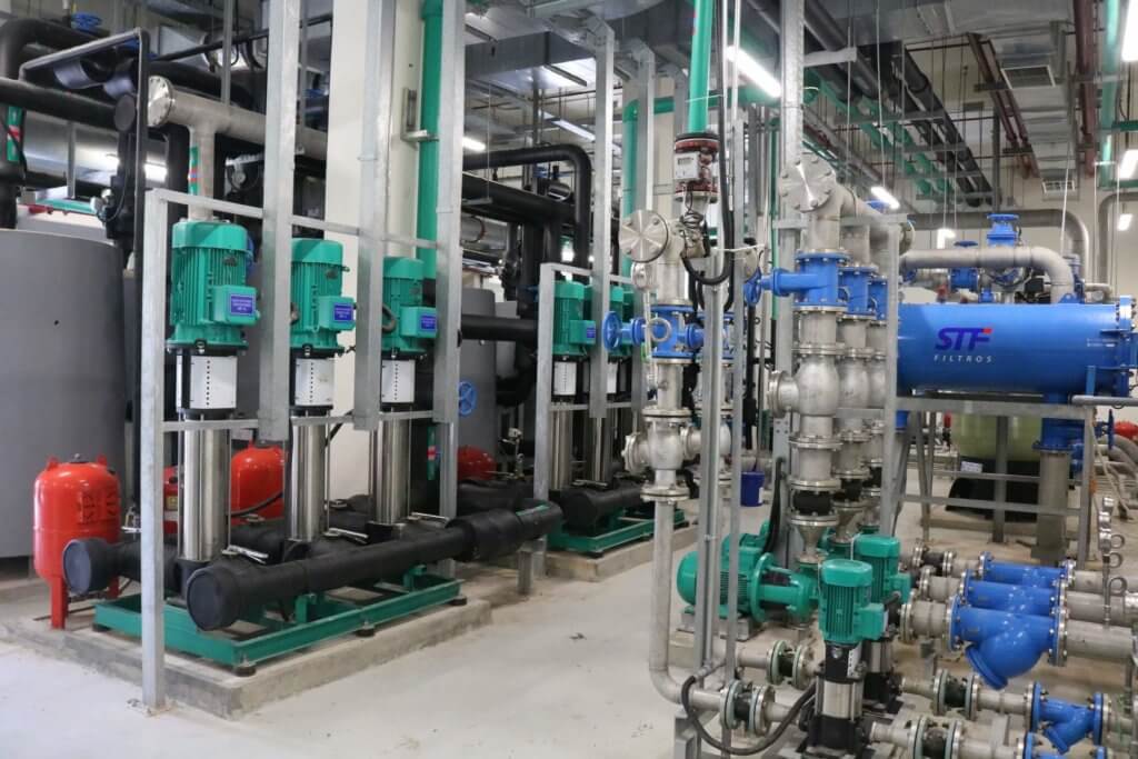 The 325sqm water treatment plant (pictured) deploys a reverse osmosis system to provide 70,000L weekly of drinkable water and ice for all of the resort’s kitchens.