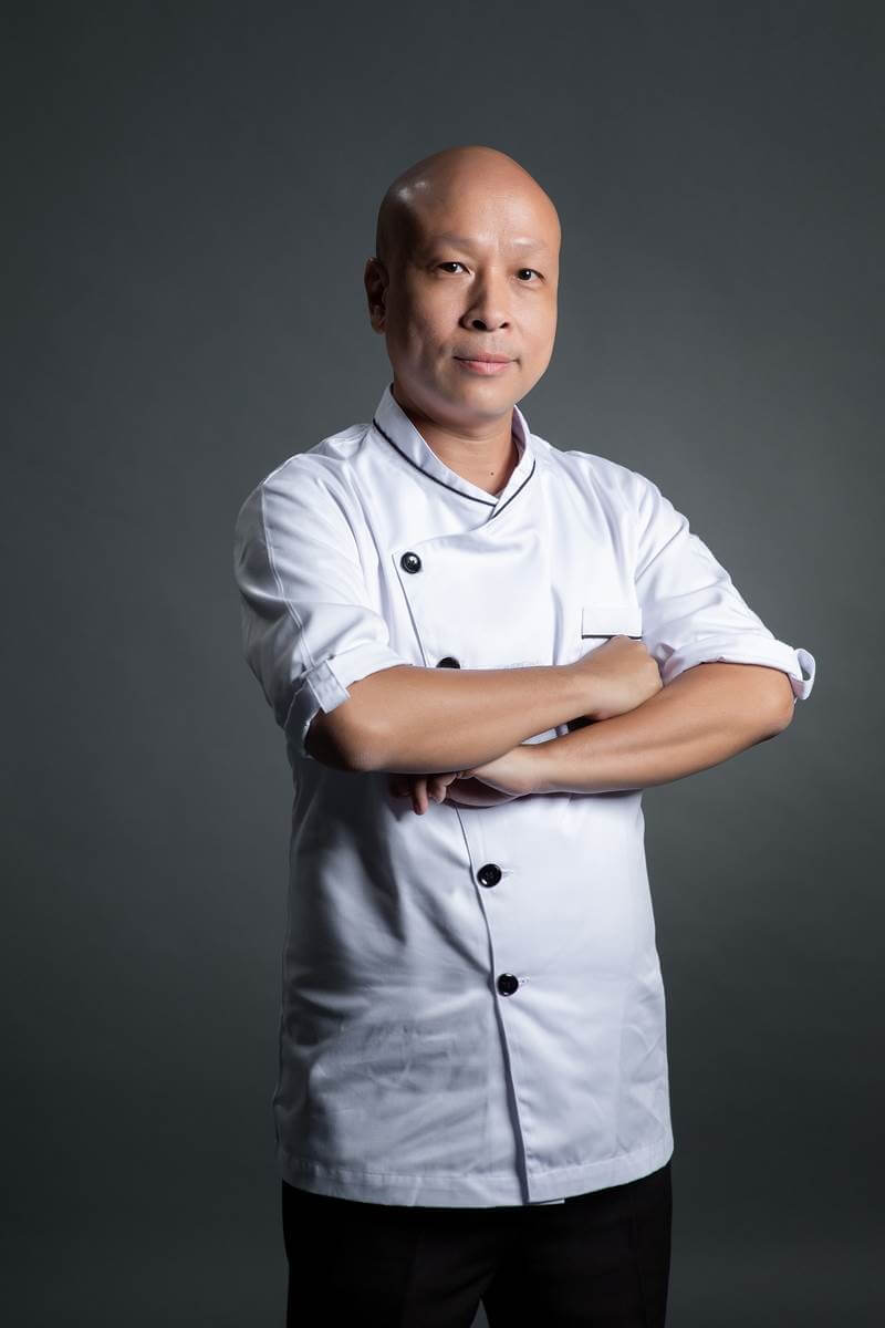 Suksant Chutinthratip (Billy), the executive chef at Meliá Chiang Mai has crafted dishes that include produce from the hotel’s organic farm and use every part of each ingredient possible before leftovers are returned to the farm as compost.