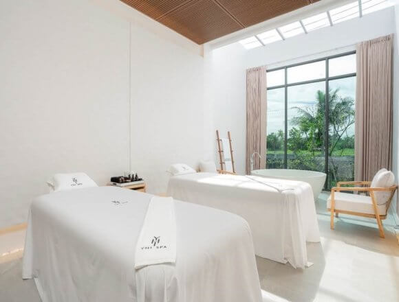 The extensive menu from Meliá’s signature YHI Spa, that is 300sqm and home to five treatment rooms, offers signature treatments and packages, as well as an array of massages, body masks and wraps, body exfoliation, facial treatments, manicure, pedicure, and more.