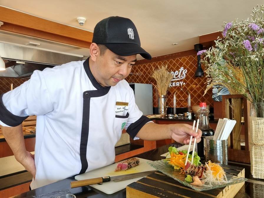 Banyan Tree Samui's Executive Sous Chef Chef Warit Jadpratum says that a good kaiseki set is not just about flavours, but how the textures, colours and aromas all combine to create a memorable dining experience.