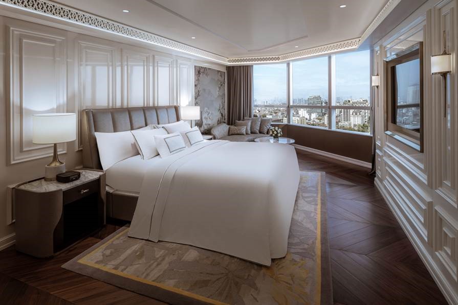 Grand Suite Bedroom