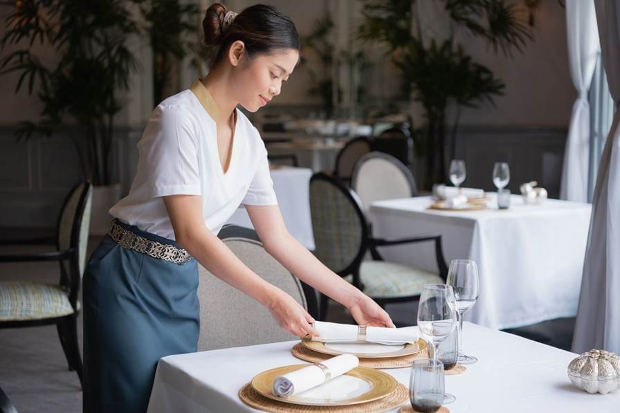 Raffles Hotel Le Royal Welcomes 2-Michelin-Star Chef for Exclusive Dining Series