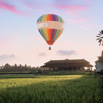 Tanah Gajah's Hot Air Balloon