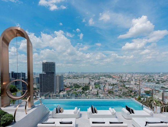 Thailand’s First INNSiDE Hotel Named ‘Best Luxury Bleisure Hotel in Bangkok’