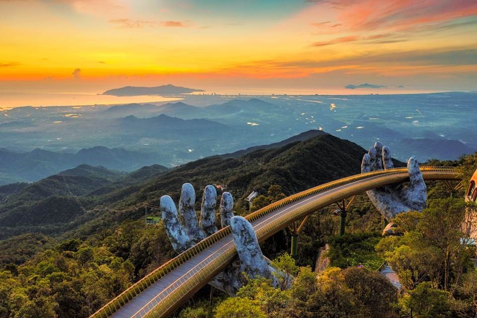 The famous Golden Bridge in the Sun World Ba Na Hills Entertainment Complex has become an icon of Vietnam