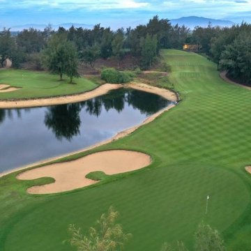 Montgomerie Links is one of Central Vietnam’s most appealing layouts