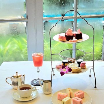 Raffles Hotel Le Royal Offers ‘Pink Afternoon Tea’ for Breast Cancer Awareness Month