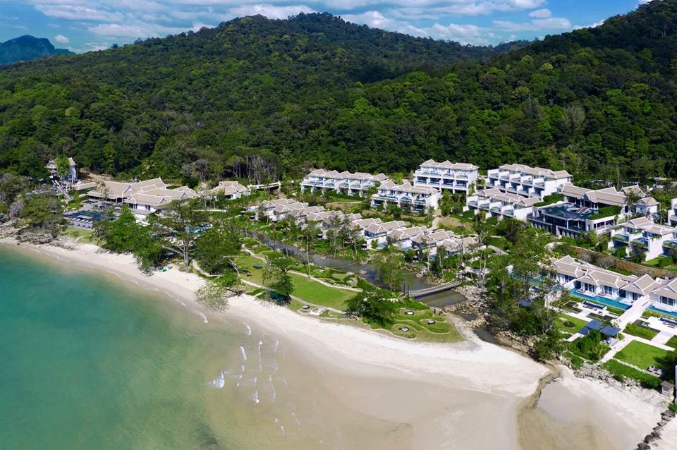 Banyan Tree Krabi is a luxury beachfront resort with all 72 rooms facing the sea and the sunset.