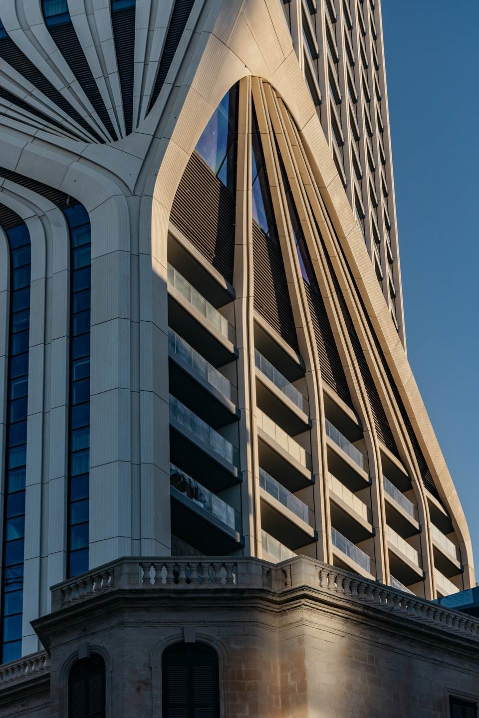 ME Malta - Mercury Towers Façade