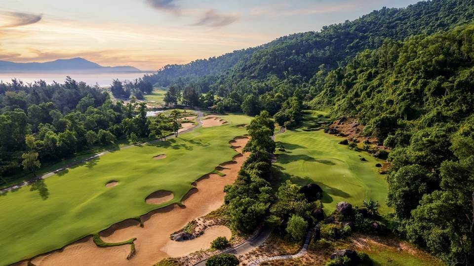 Sandwiched between the mountains and the ocean, Laguna Golf Lang Co is one of Vietnams most beautiful layouts