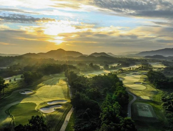 The Luke Donald course at Ba Na Hills Golf Club is also experiencing high demand from guests from Down Under