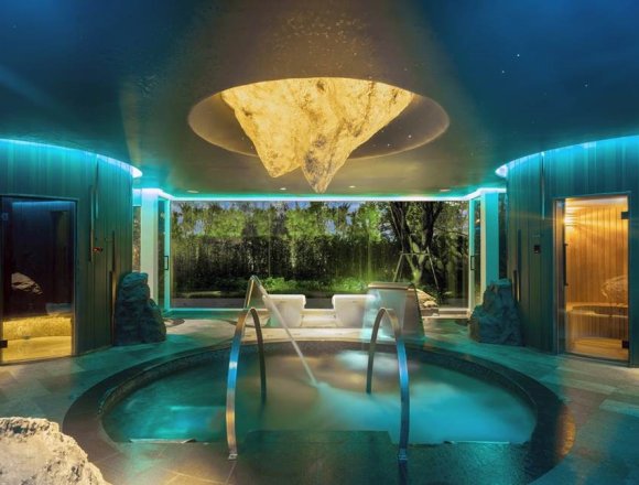 The Rainforest, Banyan Tree’s signature hydrotherapy treatment.