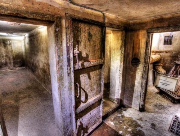 Metropole Hanoi Marks 50th Anniversary of War’s End with Special Bomb Shelter Tours