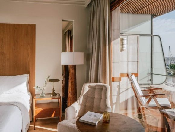 Premium Room Sea and Cathedral View