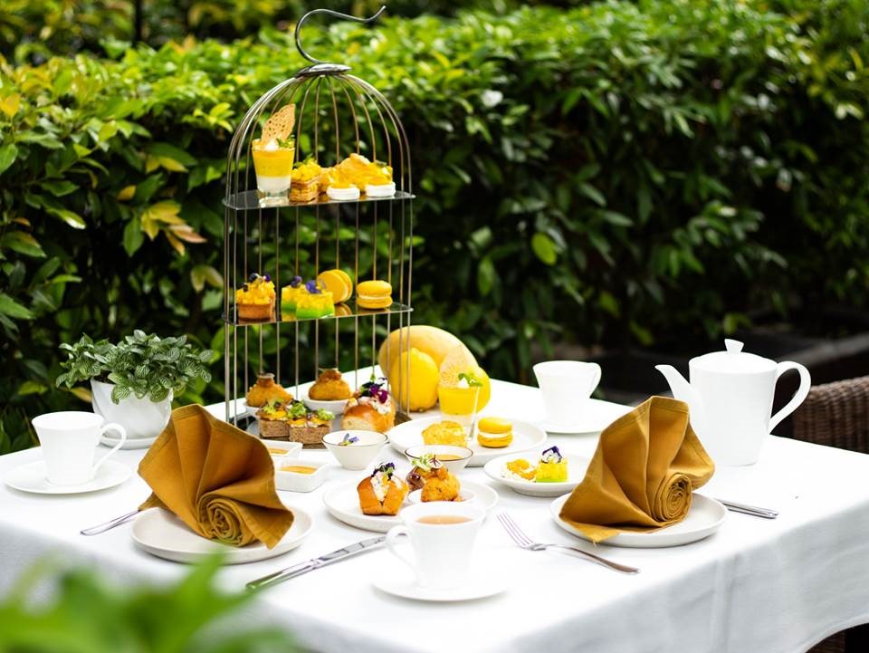 With an open kitchen, grand piano, and courtyard with a canopy of established gardens, The Colonial Restaurant, which specialises in modern European and French dishes with Vietnamese nuances, serves “Afternoon Tea Mango Symphony” from 3-5pm daily.