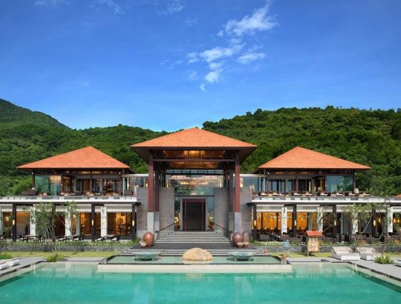 Stay and play guests can up the luxury ante at Banyan Tree Lang Co Stay and play guests can up the luxury ante at Banyan Tree Lang Co