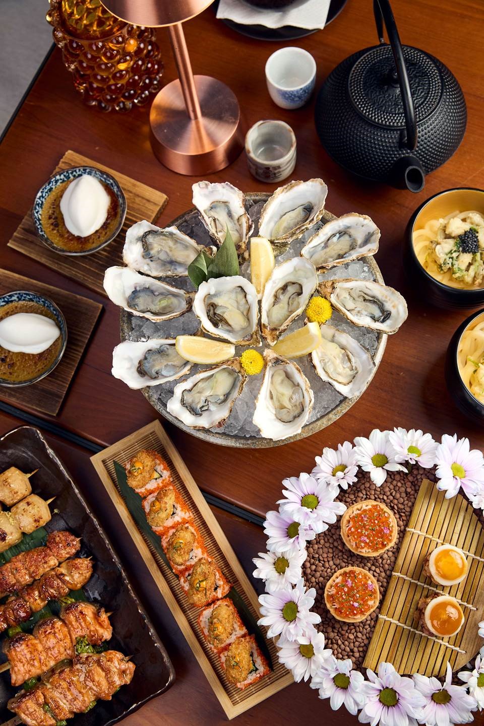The Hari Hong Kong is about to have a shuckin’ good time with the launch of “Oyster Tuesday”, anchored by fresh, seasonal oysters paired with warm sake, whisky, bubbles and more.